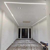 Cho Thuê Nhà Mặt Phố Nguyễn Hoàng 80M2 X 8T,Mặt Tiền5M Thông Sàn Nhà Mới Hoàn Thiện Thiết Bị Cao Cấp