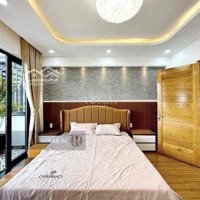 Chú Hưng Cần Bán Nhà Đường Phạm Văn Hai-Tân Bình,44M2 Sổ Hồng Giá Bán 5Tỷ780-3Tầng- 3 Phòng Ngủcho Thuê 15 Triệu