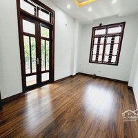 Bán Nhà Đẹp,Ôt Qua Nhà,42M 5 Tầng ,Xây Độc Lập,Tặng Ful Nội Thất