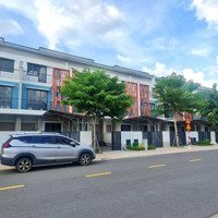 Nhà Liên Kế 3 Tầng View Công Viên Hướng Nam Trong Kđt Sun Casa Central Được Quản Lý Bởi Savills