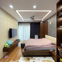 9 Tỷ. Có Thể Cho Thuê Làm Vp. Căn Nhà 50M2 X 4M X 7T X 10 Phòng. Đường 5M. Trục Chính - Xuân Phương