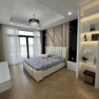 Cần bán gấp căn 125m tòa R2B Royal city giá tốt nhất thị trường.0977434515