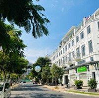 Shophouse Mặt Tiền Đường Lớn Nhà Hoàn Thiện Cơ Bản Có Thang Máy Giá Thuê Tốt Chỉ 25 Triệu Liên Hệ: 0902872670