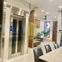 Biệt Thự Full Nội Thất Cao Cấp Tại Quận 2 - Hầm 3 Lầu, Thang Máy