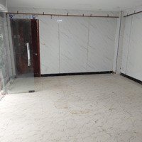 ( 8 Triệu) Văn Phòng (Mặt Đất), Hoặc Kho 30M2 Gần Cao Đức Lân P. Ap Q.2,