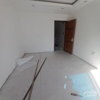 3,9 Tỷ Nhà Mặt Phố Hoàng Công Chất , 50M2 , 4 Tầng , Không Có Căn Thứ 2 .