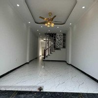 Nhà 3 Tầng 42M2, Full Nội Thất, Ô Tô Đỗ Ngõ, Ngay Trục Chính, Ủy Ban Đại Thành, Giá Bán 2.2 Tỷ