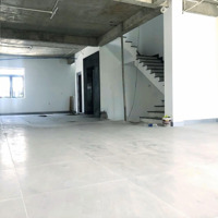 Cho Thuê Toà Nhà Văn Phòng Đảo Kim Cương, Quận 2: 800M2 Sàn. Hầm, 7 Lầu. Giá 125Tt/Th