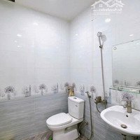 Nhà Q4Diện Tíchkhủng .Shr 50M2 .N 4.10M Nở Hậu Tài Lộc .5 Tầng .Nhĩnh 5Tỷ Bớt Lộc