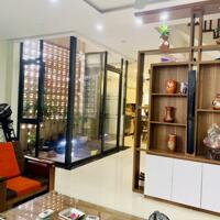 Cho thuê nhà đẹp 3 tầng tại Đôn hậu, Khai Quang.  Diện tích 130m2 .lh 0855974289
