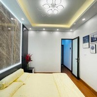 Bán Nhà Lô Góc Phố Nguyễn Chí Thanh, Đống Đa, 40M2, 5 Tầng, Thang Máy, Ôtô, Kinh Doanh, Giá Bán 15.2 Tỷ