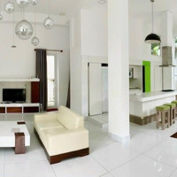 Bán Villa Phong Cách Hiện Đại Kết Hợp Địa Trung Hải Mới Tinh Sát Biển