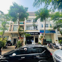 Nhà Phố Khu Hưng Gia, Pmh, Quận 7 -Diện Tích6X18.5M - Giá Bán 25.5 Tỷ Liên Hệ: 0932785877 Danh Trần Pmh