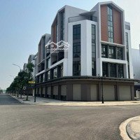 Shophouse 3 Mặt Tiền - Dòng Tiền Hằng Tháng Từ 200 Triệu/Tháng , Căn Đẹp Giá Rẻ Nhất Thị Trường