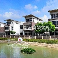 Bán Biệt Thự Riviera Cove, Đầy Đủ Nội Thất, 454M2 Đất, 3 Tầng, Khu An Ninh