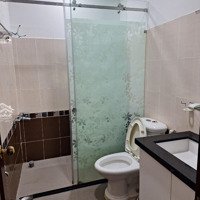 Cần Cho Thuê Căn Hộ Chung Cư Khánh Hội 2, Q.4, 58M2,1 Phòng Ngủ, 1 Vệ Sinh, 8 Triệu/Tháng.