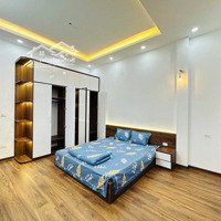 Cực Hiếm! Gara Otô, Nhà Đẹp Nhất Phố Tân Mai 40M2 X 4 Tầng X Nhỉnh 5 Tỷ