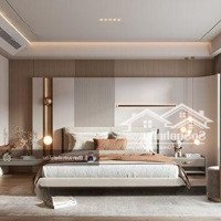 Hiếm - Mặt Tiền Đoạn Sang Trọng, Thương Hiệu Võ Văn Tần, Quận 3.Diện Tích4.2X 21M, 4 Tầng - Hđt 80 Tr/Th