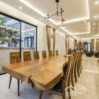 Cho Thuê Biệt Thự Đơn Lập Siêu Đẹp 300M2 Tại Vinhomes Riverside Full Gỗ Óc Chó Cao Cấp Giá Tốt