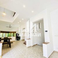 Cần Cho Thuê Nhanh Nhà 3 Lầu Trần Ngọc Diện, Gần 200M2 Giá Chỉ 25 Triệu