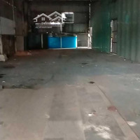 Cho Thuê Kho Xửơng 350M2 Giá Bán 18 Triệu, Tại Hóc Môn, Mặt Tiền Đường Xe Container.