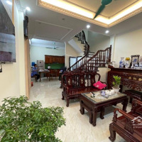 Cổ Linh-Thạch Bàn-Long Biên - Ô Tô Tránh,Đỗ ,Vào Nhà Luôn - Chỉ 4,38 Tỷ, 34,1M2 4,5Tầng Kinh Doanh.