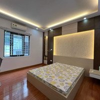 Nhà 23 Tỷ Phố Nguyên Hồng , Lô Góc , Ô Tô Tránh , Kinh Doanh , Nhà Chất , Nội Thất Đẹp .