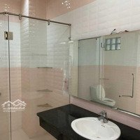 Cần Bán Biệt Thự , Nhà Liền Kề 150M2 ( 5 * 30 ) Tại Làng Chuyên Gia The Oasis Bình Dương