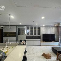 Cần Bán Gấp 3 Phòng Ngủ+1 M6 Midtown Full Nội Thất Góc View Biệt Thự Ô Xe Hầm Sổ Hồng Riêng Liên Hệ: 0904505458