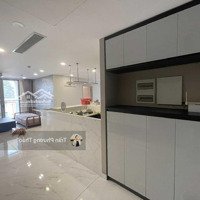 Cần Bán Gấp 3 Phòng Ngủ+1 M6 Midtown Full Nội Thất Góc View Biệt Thự Ô Xe Hầm Sổ Hồng Riêng Liên Hệ: 0904505458