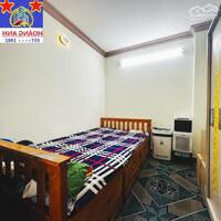 CẦN BÁN GẤP NHÀ RIÊNG TẠI ĐƯỜNG NGUYỄN TUYỂN , QUẬN 2 _ 2 TẦNG 3 PN _ 56 m2 _ CHỈ CÒN 4 TỶ 34999