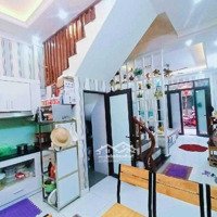 Bán Nhà Nguyễn Văn Linh_ Diện Tích: 40M2 _ Mt3.8 M . 5 Tầng . Phân Lô _ Đủ Công Năng _ Nội Thất Xịn Xò