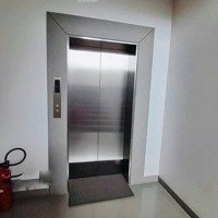 Cho Thuê Mặt Tiền Khánh Hội Building 8 Lầu 18Mx15M Sát Vách Quận 1, Trang Bị Pccc, 2 Thang Máy Xịn