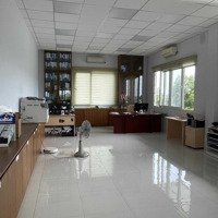 Bán Biệt Thự Củ Chi Diện Tích Lớn 5500M2, Vị Trí Đắc Địa, Phù Hợp Vừa Ở Vừa Làm Kho Xưởng, Giá Tốt