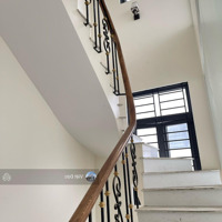 Em Cần Bán Shophouse 95M2 Trục Chính 52M Vinhomes Ocean Park Chỉ 25 Tỷ Đã Hoàn Thiện. 094.185.1133