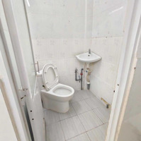 Bán Nhà Diện Tích: 25.5M2 Giá Bán 1 Tỷ 8, Trệt, Sổ Hồng, Hbp, Tđ,: 0908284781 - 0908016419