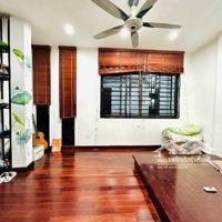 Chính Chủ Bán Nhà Chung Cư 55M2 Tại Cầu Giấy