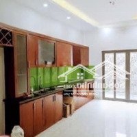 Bán Nhà Phân Lô Phố 8/3 Diện Tich 78M2 X5 Tầng Ô Tô Vào Nhà