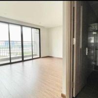 Chính Chủ Bán Góc 3 Phòng Ngủ168M2 Hướng Đông Nam View Cầu Nhật Tân. Giá Bán 9 Tỷ Bao Phí. Nhà Mới Tinh