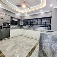 Căn Góc 4 Phòng Ngủfull Nội Thất Cao Cấp, Brg Lê Văn Lương,Diện Tích166M2, Tầng Trung View Đông Nam Chỉ 14,3 Tỷ