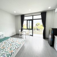 Phòng Studio Ban Cộng Rộng View Sông Tại Hoàng Sa Quận 3 Gần Cầu Lê Văn Sỹ