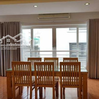 Cho Thuê Căn Hộ Dịch Vụ Tại Tô Ngọc Vân, Tây Hồ, 120M2, 2 Phòng Ngủ Đầy Đủ Nội Thất, Ban Công, Sáng Thoáng