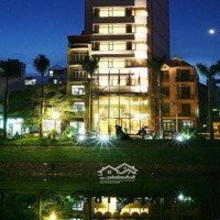 Bán Hotel 4 Sao View Sông Tại Tt Q.cầu Giấy, 13Tầng X 321M2, Mặt 12M, 85 Phòng, 190Tỷ