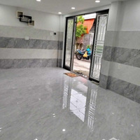 Cho Thuê 3: Nhà Dt: 4X8M Giá Bán 7 Triệu - 5 Triệu/Th Lầu, Hbc, Tđ, Liên Hệ: 0908284781 - 0908016419