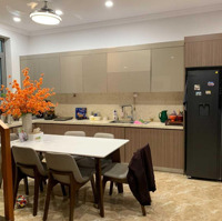 Cho Thuê Bt Liền Kề 96M2 Phong Lan Vinhomes Harmony. Giá Chỉ : 30 Triệu/Tháng. Liên Hệ: 0944332988 E.trường