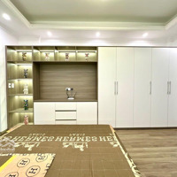 Bán Nhà Đường Trương Định 40M2, Ngõ Rộng, Gần Bãi Xe Ô Tô, Giá Hơn 6 Tỉ