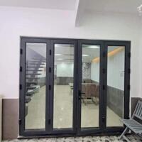 Chủ gấp bán _ nhà đẹp Hải châu _ 75m2 _ gần đường Hùng Vương giá chỉ nhỉnh hơn 2,5 tỷ.