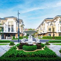 Bán Nhanh Phố Verosa Park Khang Điền,Diện Tích5X17, Nhà Thô 1 Trệt 3 Lầu Giá Bán 11,8 Tỷ Liên Hệ: 0904936779.