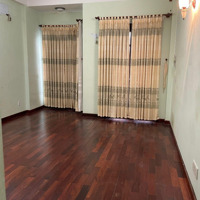 Phòng Mới , 30 M2, Có Máy Lạnh, Nhà Thoáng Mát, Giá Bán 4 Triệu.