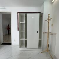 Cho Thuê CHDV Full Nội Thất, Rộng 35m2, Ban Công Đẹp